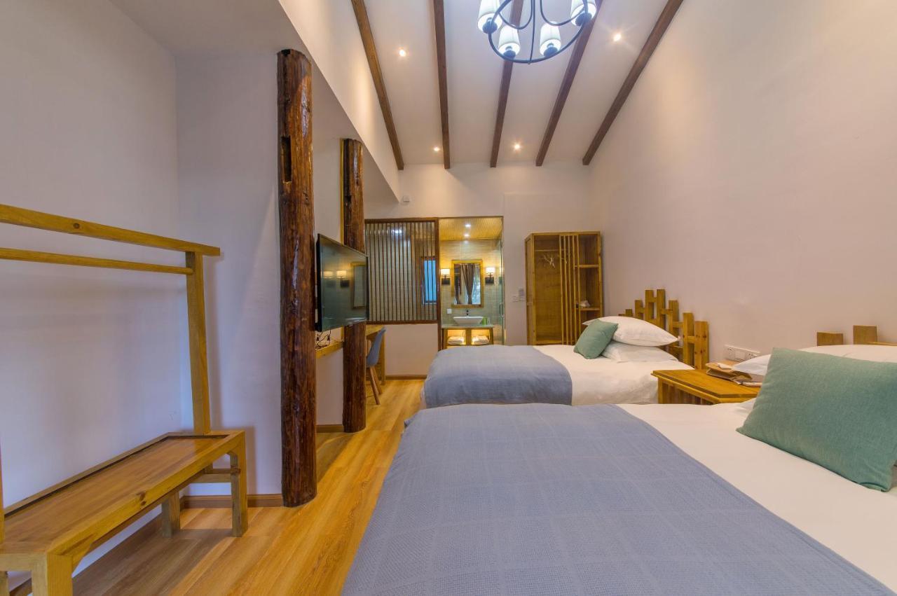 桐墅客栈 Lijiang Village House エクステリア 写真