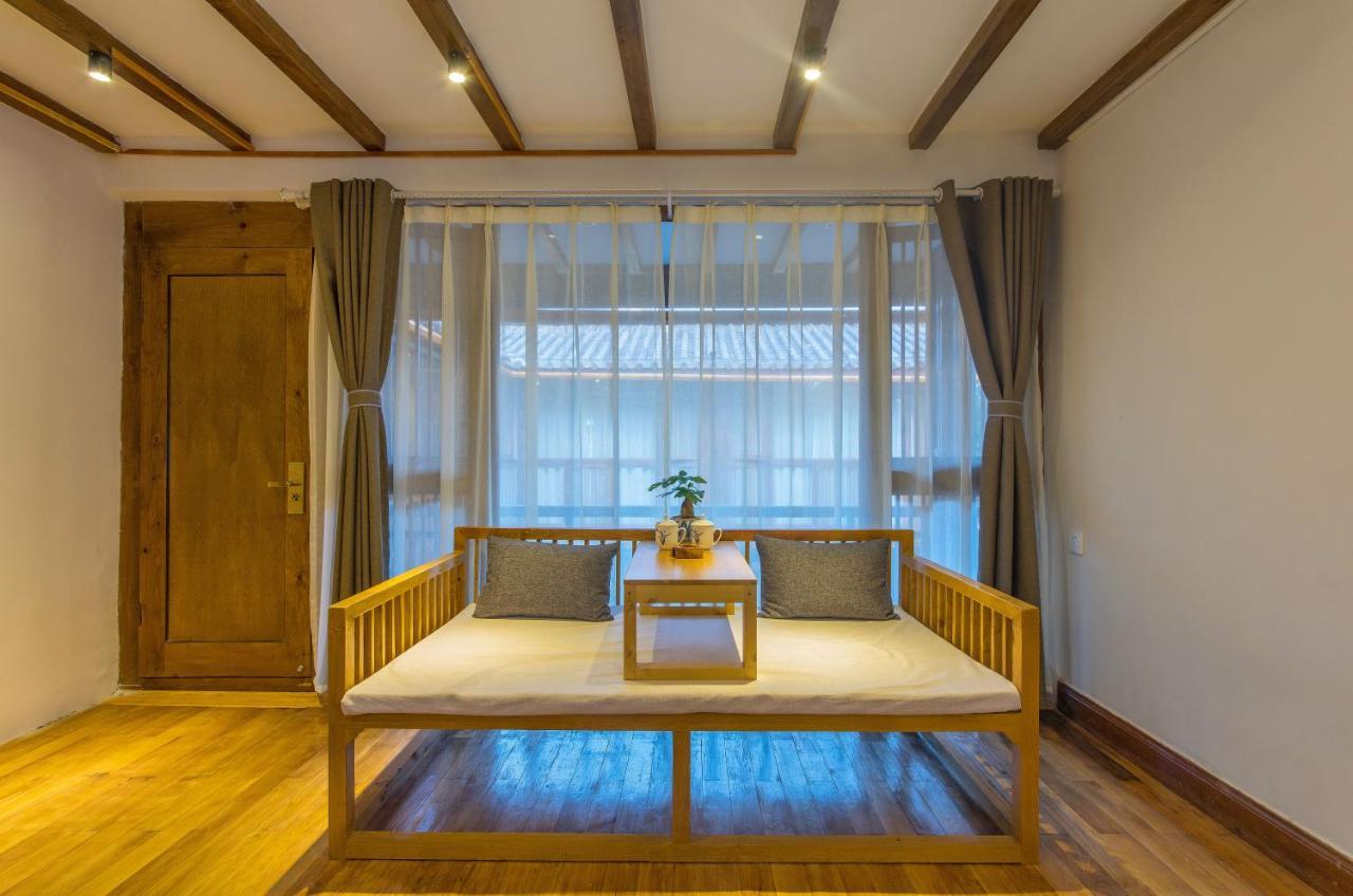 桐墅客栈 Lijiang Village House エクステリア 写真