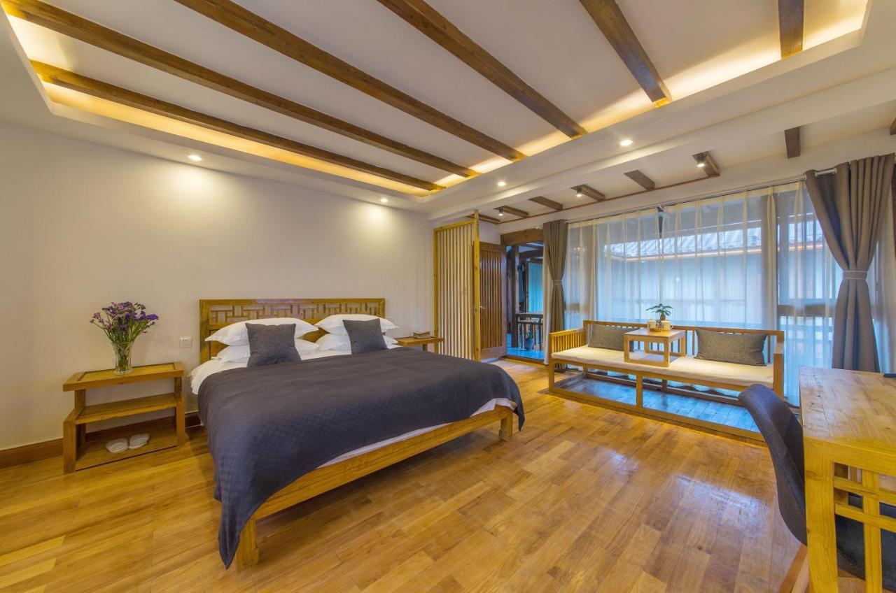 桐墅客栈 Lijiang Village House エクステリア 写真