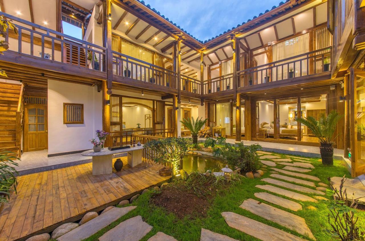 桐墅客栈 Lijiang Village House エクステリア 写真