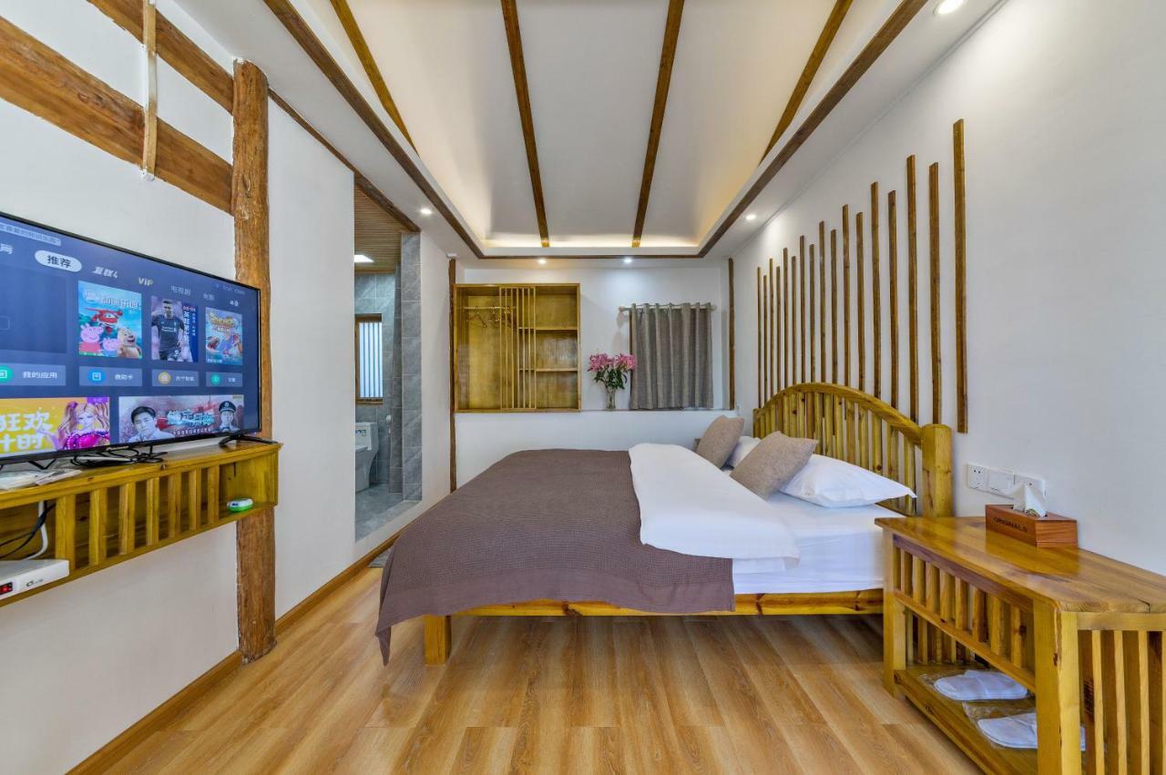 桐墅客栈 Lijiang Village House エクステリア 写真