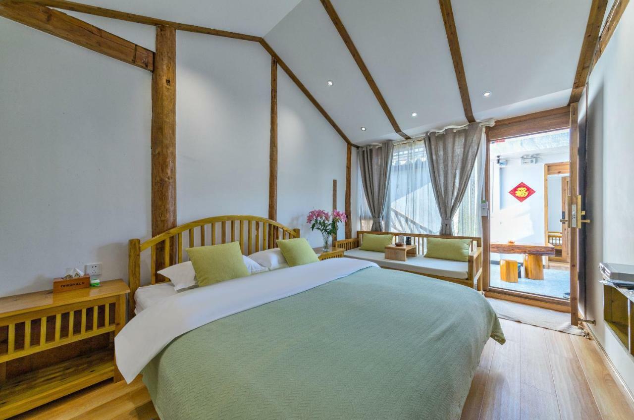 桐墅客栈 Lijiang Village House エクステリア 写真