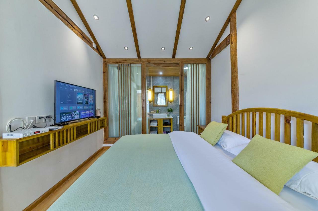 桐墅客栈 Lijiang Village House エクステリア 写真
